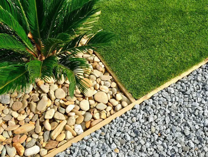 A close up of some rocks and grass